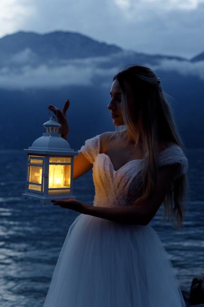 Alexandru &V ictoria