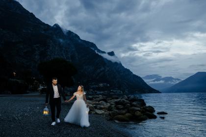 Alexandru &V ictoria