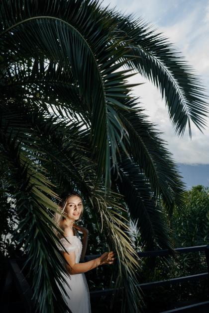 Alexandru &V ictoria