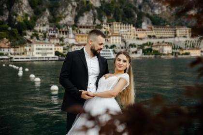 Alexandru &V ictoria