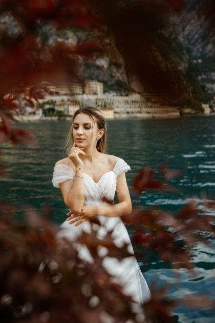 Alexandru &V ictoria