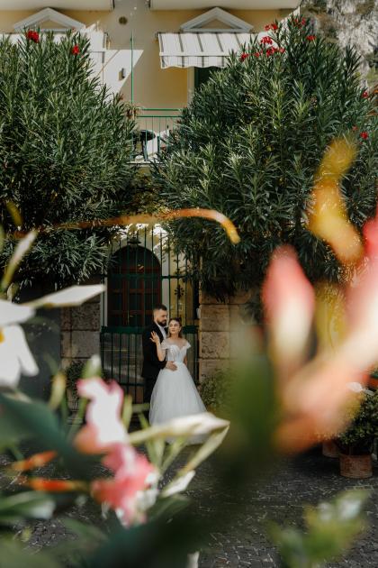 Alexandru &V ictoria